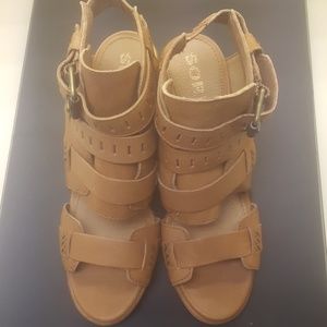 New Sorel Nadia Buckle bootie